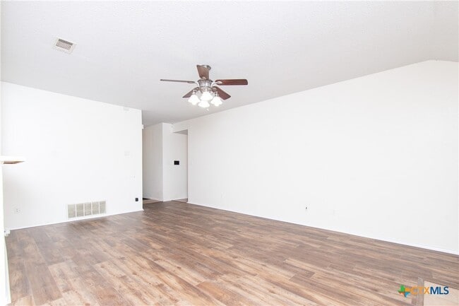 Photo - 3301 Dorothy Jane Dr