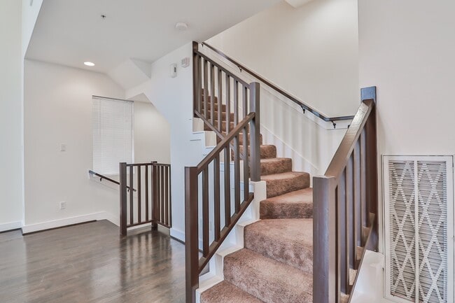 Photo - 4403 Austin St