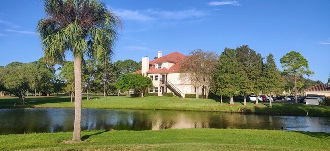 2400 Feather Sound Dr Apt 421 Unit 421