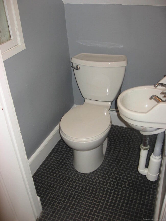 Photo - 30 Tilton St Unit 3