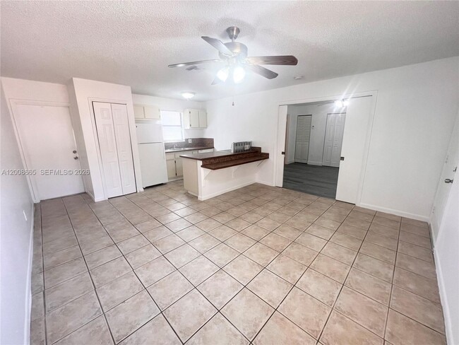 Photo - 1832 My Pl Ln