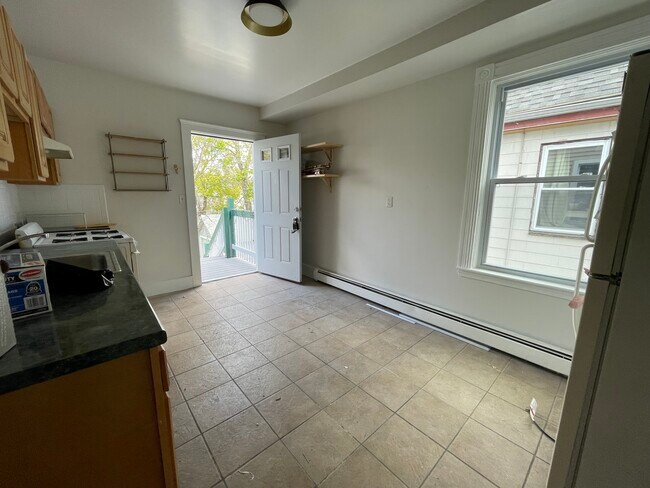 Photo - 339 Centre St Unit 2
