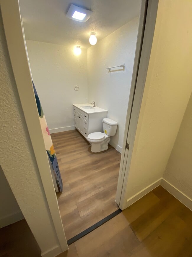 3673 Spruce Ave Unidad 3