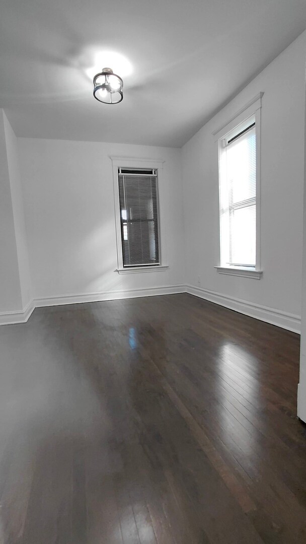 Photo - 2543 S St Louis Ave Unidad 2R