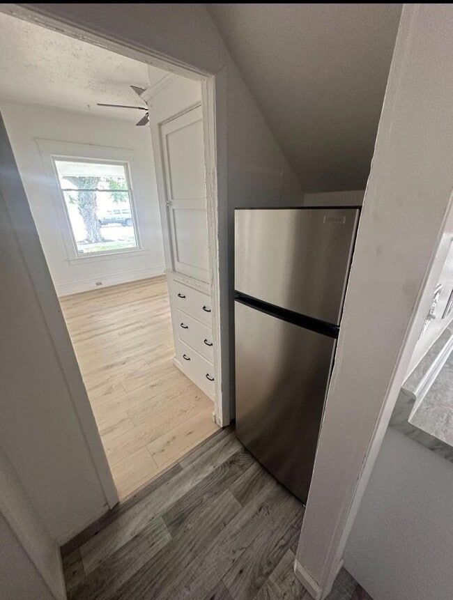 Photo - 5008 N Nelson St Unidad #B