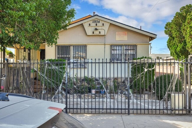 Photo - Runnymede Rentals Unit 4