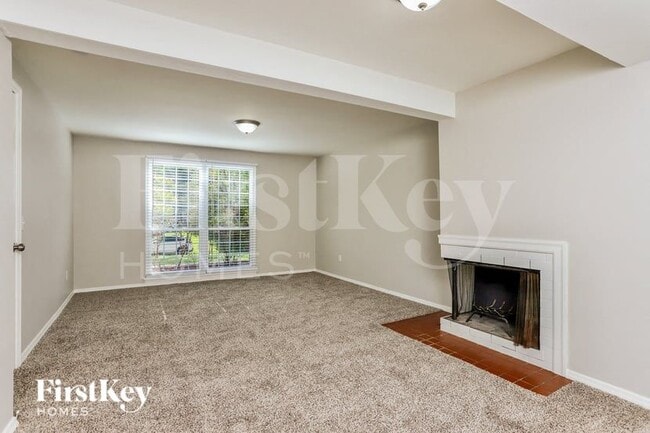 Photo - 1107 Burgundy Ln