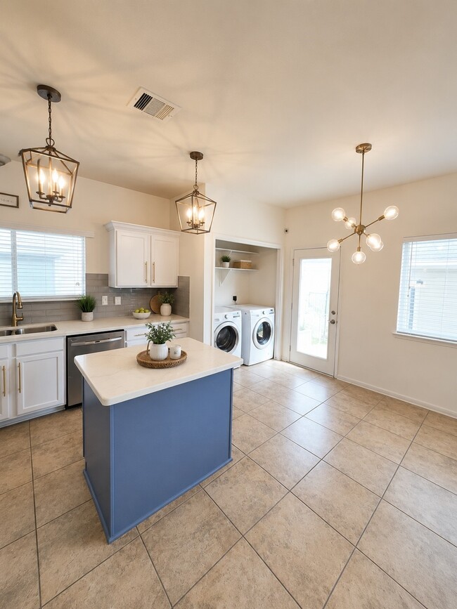 Photo - 11738 Jelicoe Dr