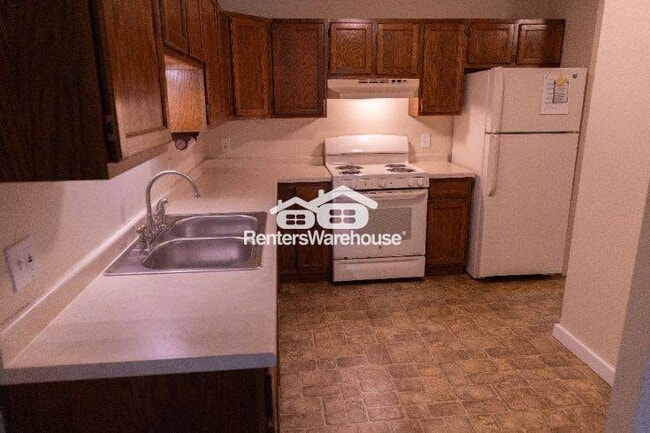 Photo - 6615 Lake Shore Dr S Unidad Apt 115