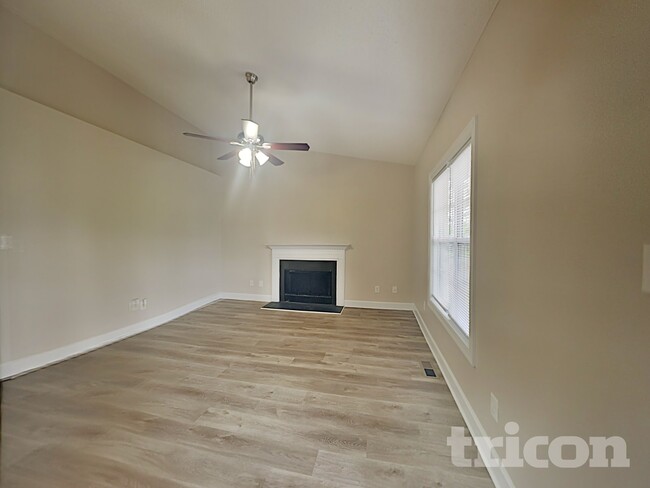 Photo - 812 Danley Ln