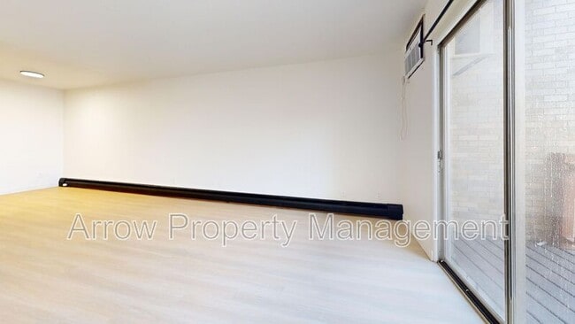 Photo - 215 E Arbor Ave