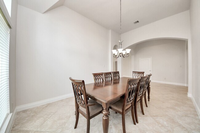 Photo - 2429 Lost Bridge Ln