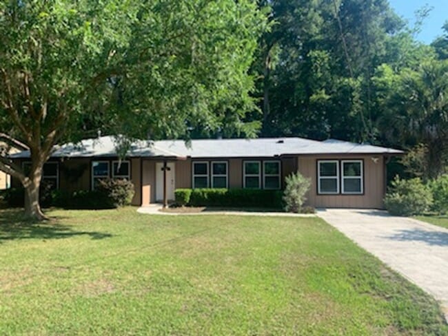 Beautifully Updated Mostly Remodeled 3 bed... - Beautifully Updated Mostly Remodeled 3 bed... Casa