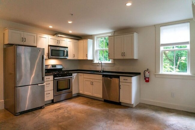 Photo - 23 Courtland Ave