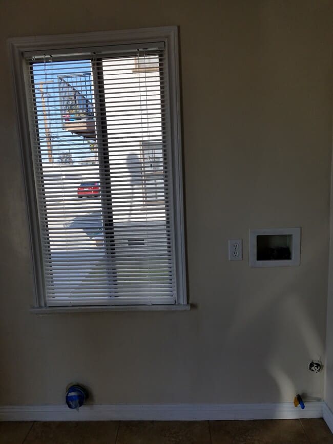 washer dryer hookup in kitchen