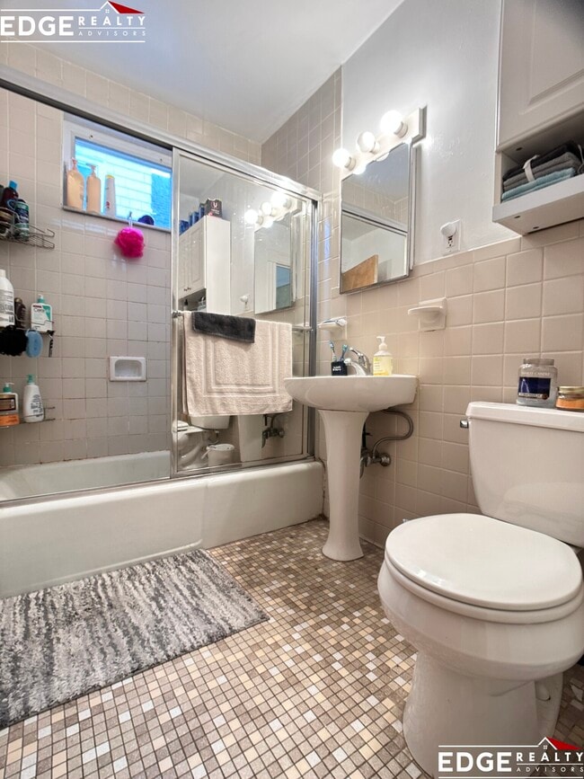 Photo - 64 Brooks St Unidad 3