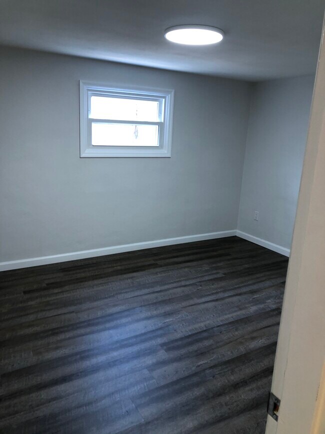 Photo - 1023 W State st Unidad 4