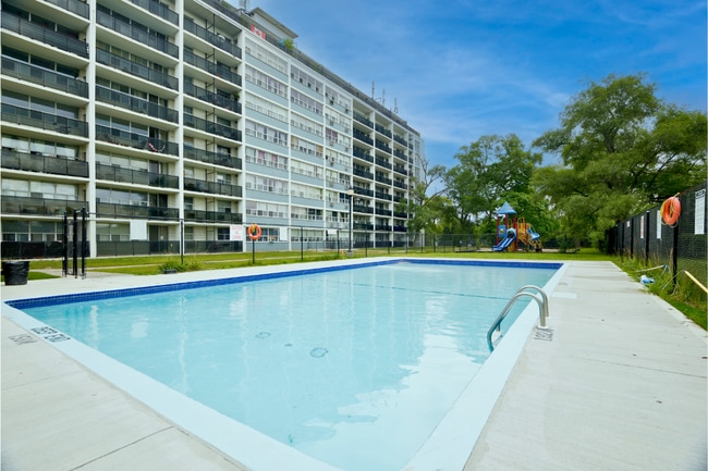 Roanoke Apartments