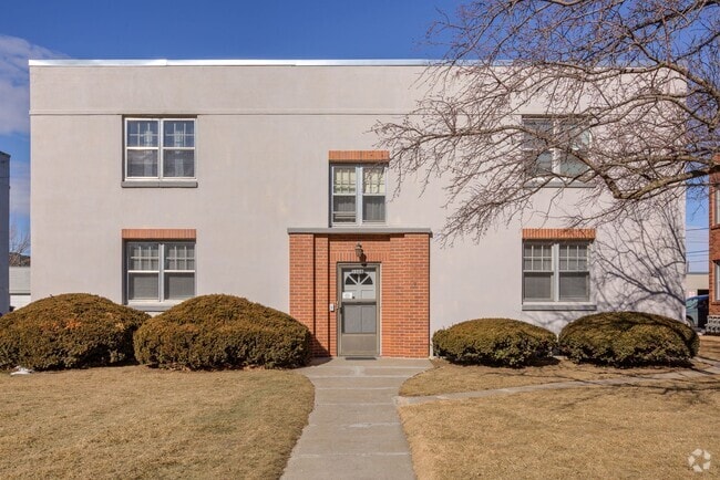 Building Photo - 5508 Corby St Unit #4 Rental