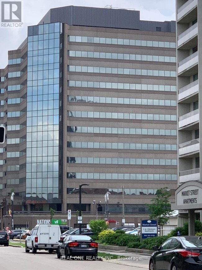 Photo - 47 Caroline St N Unité 301