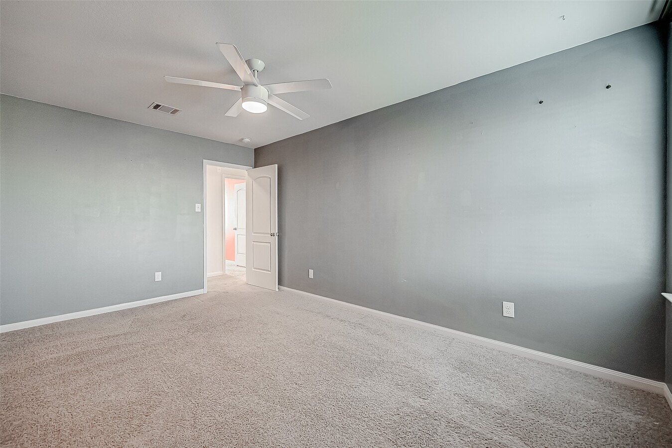 Photo - 346 Apache Field Ln