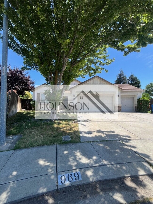 Building Photo - 969 Monarch Ct