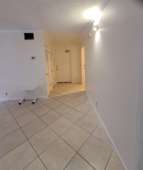 Building Photo - 2424 SE 17th St Rental