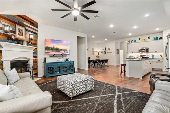 Photo - 4130 Kingsley Ave