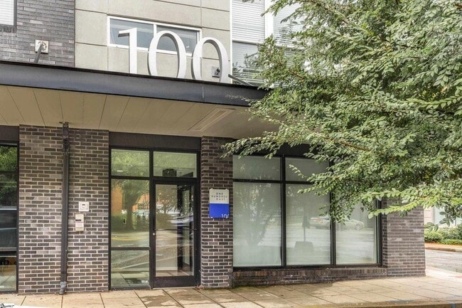 Photo - 100 E Washington St Unit -