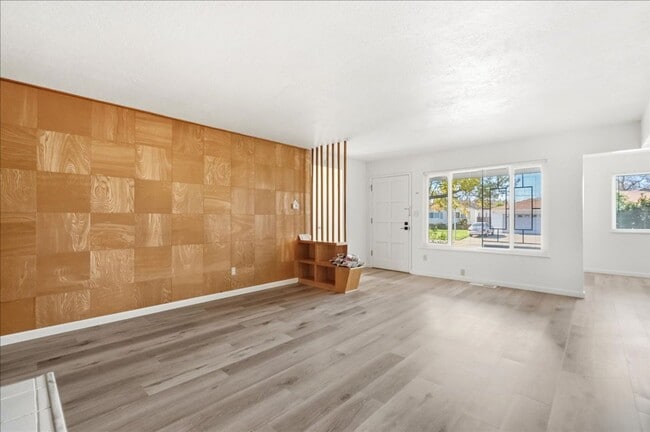 Photo - 1135 27th Ave