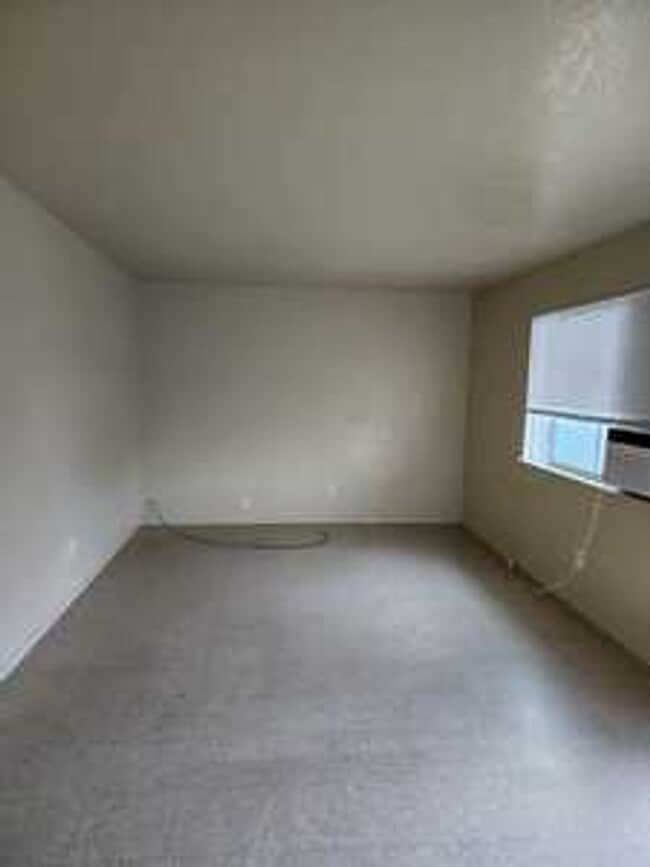 Photo - Leon Avenue - Nice Wood Cabinets