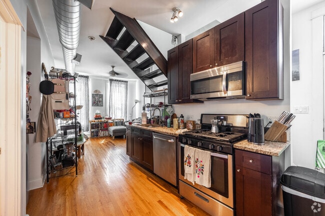 Building Photo - 1641 S Throop St Unit 3 Rental