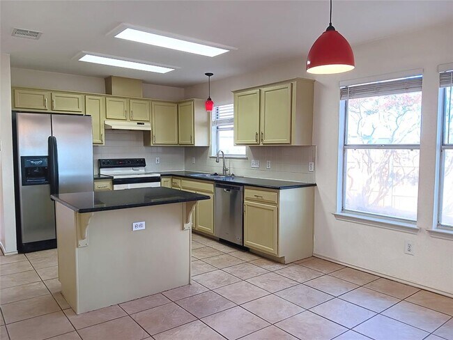 Photo - 14645 Montoro Dr