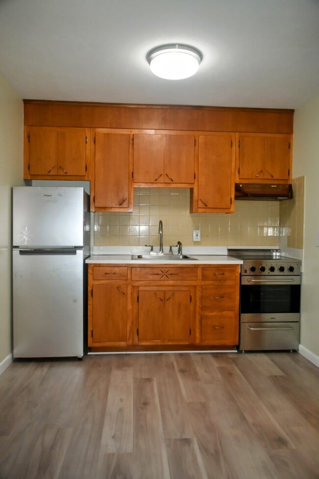 Photo - 1550 CT-12 Unit 4