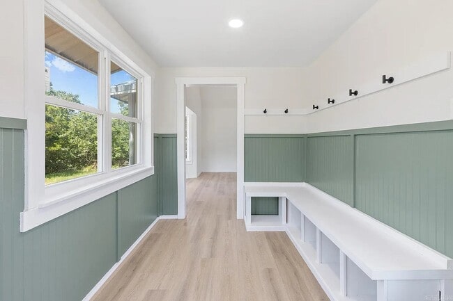 Photo - 83 Dunn Hill Cir