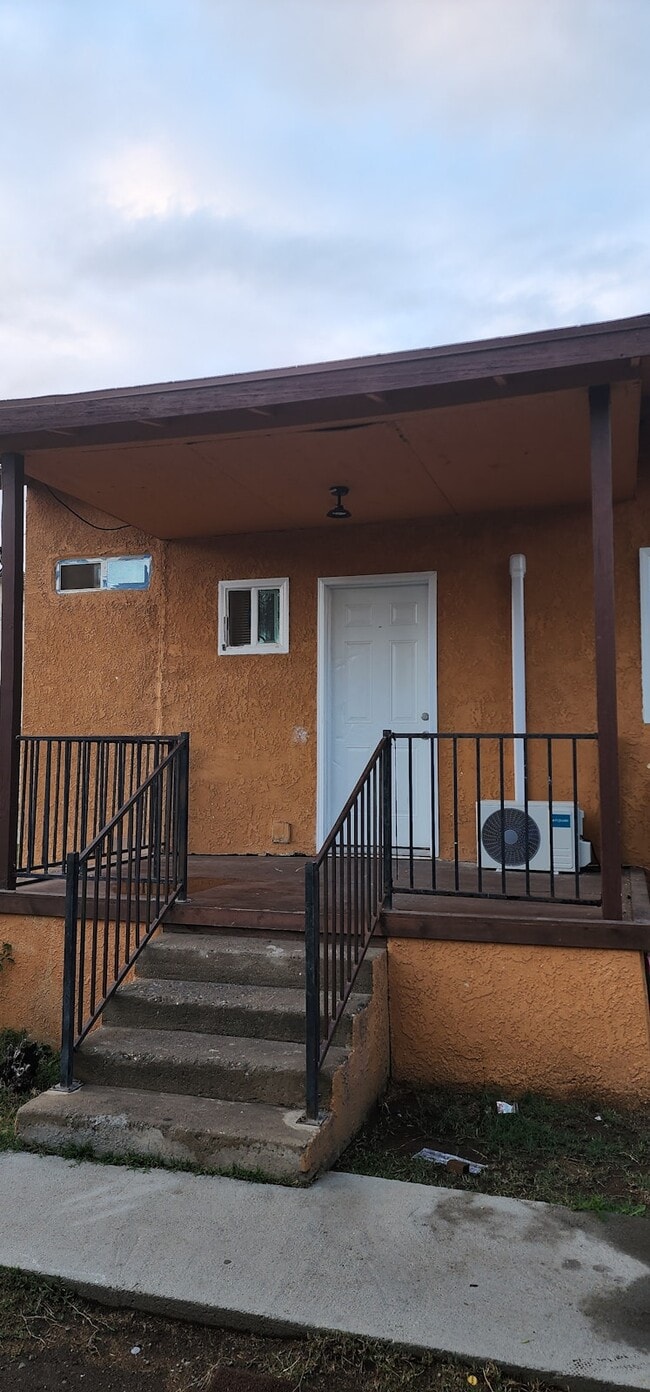 Photo - 5890 Challen Ave