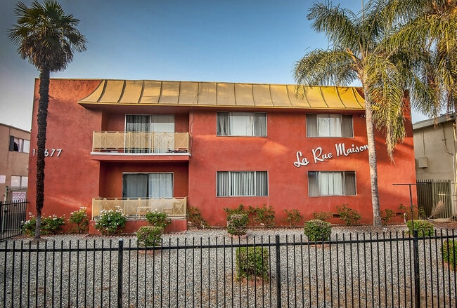 Building Photo - 14677 Rayen St Rental