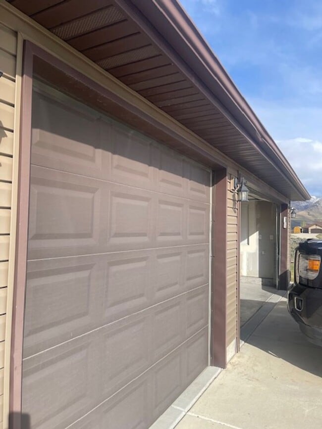 Photo - Very nice Spring Creek Home