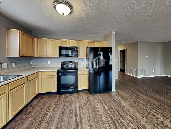 Photo - 10632 Landsbrook Run N