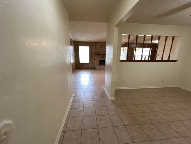 Photo - 2909 Trailridge Cir