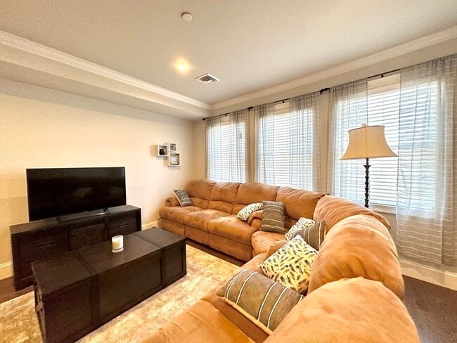 Photo - 371 Main St Unidad 10