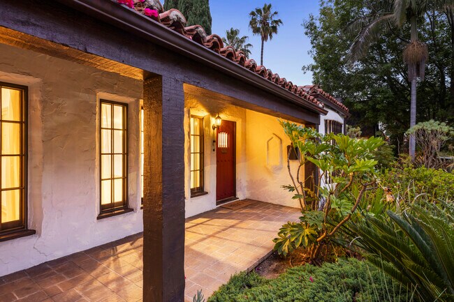 Photo - 1169 S Sierra Bonita Ave