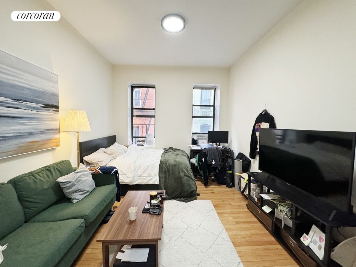 Photo - 439 E 74th St Apartment