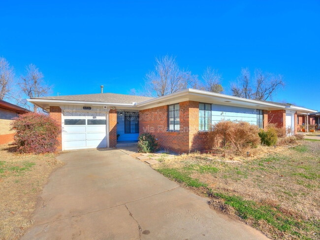 Building Photo - 3737 NW 17th St