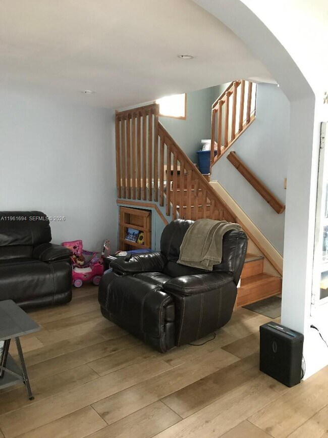 Photo - 16274 SW 139th Ct