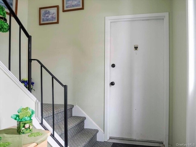 Photo - 430 Somerset Dr Unit F