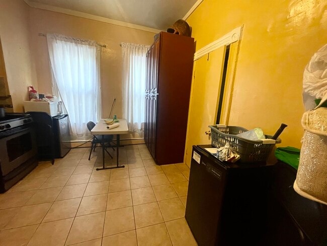 Photo - 208 4th St Unit 1