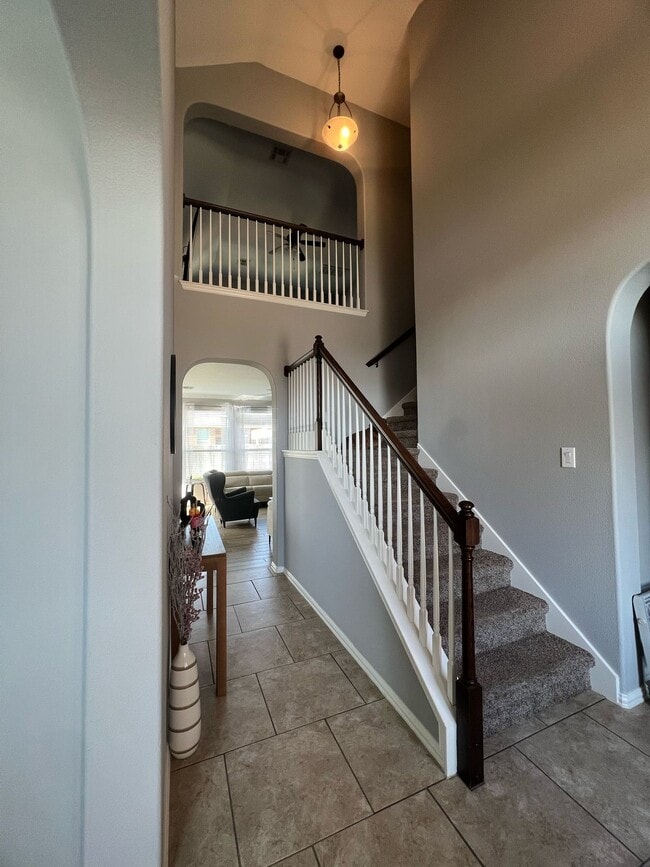 Photo - 803 Founders Rd