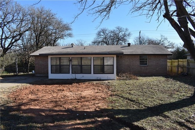 Photo - 1505 N Indian Meridian Rd