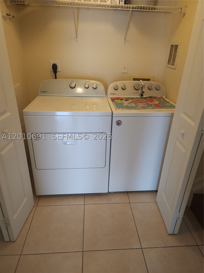 Photo - 11503 NW 89th St Unit 211